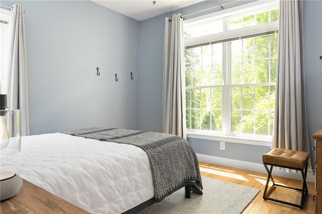 23 Crest Circle, Smithfield, RI 02917