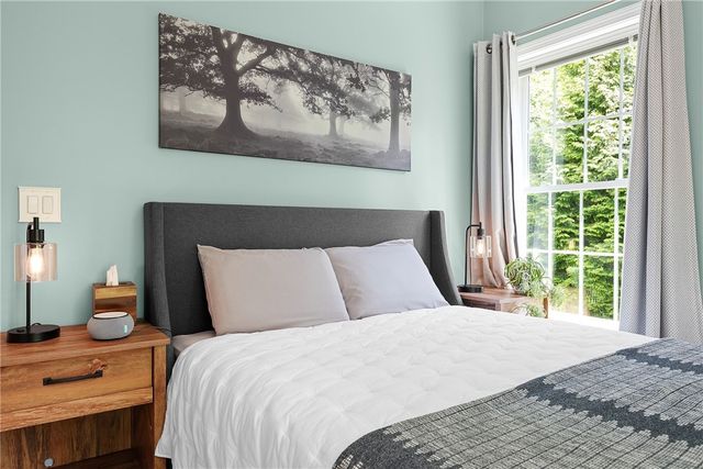 23 Crest Circle, Smithfield, RI 02917