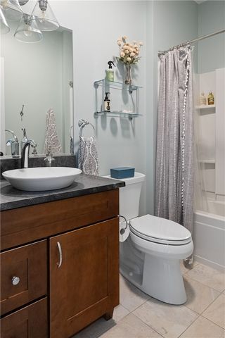 23 Crest Circle, Smithfield, RI 02917