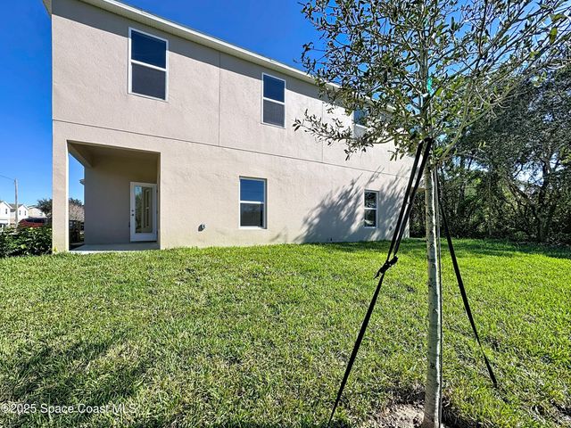 532 L M Davey Lane, Titusville, FL 32780