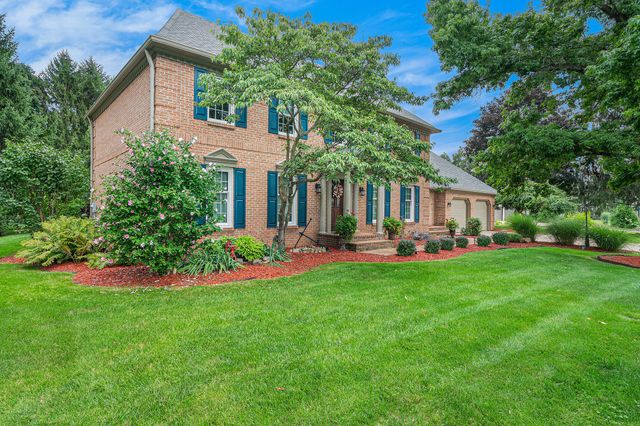 51436 Turnwood Lane, Granger, IN 46530