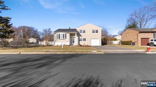 88 Cedar Road, Dumont, NJ 07628