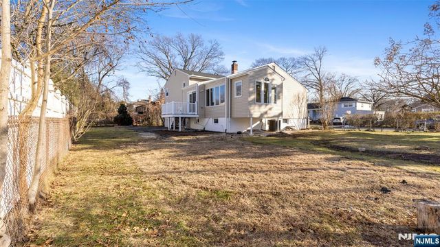 88 Cedar Road, Dumont, NJ 07628