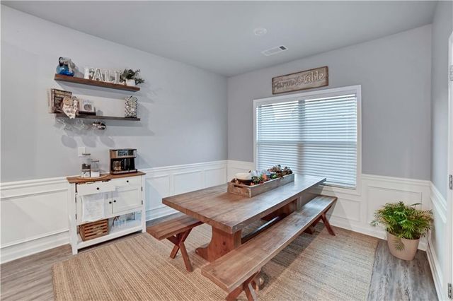 115 Creekside Bluff Way, Auburn, GA 30011