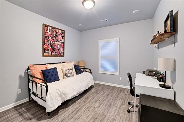 115 Creekside Bluff Way, Auburn, GA 30011