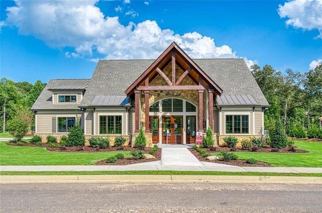 115 Creekside Bluff Way, Auburn, GA 30011