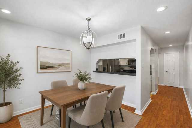 12633 Memorial Drive 118, Houston, TX 77024