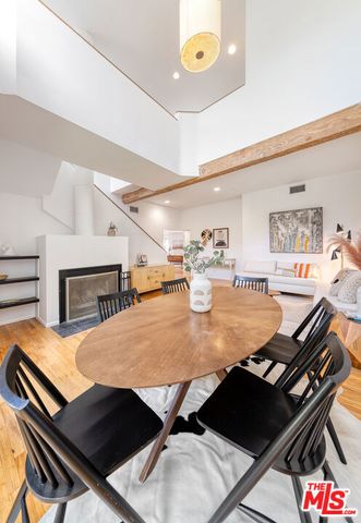 3133 Midvale Avenue, Los Angeles, CA 90034