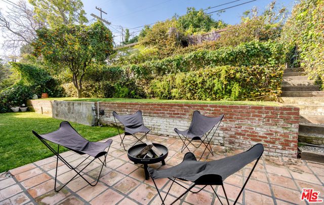 3133 Midvale Avenue, Los Angeles, CA 90034