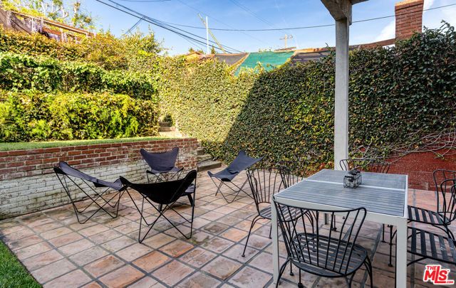 3133 Midvale Avenue, Los Angeles, CA 90034