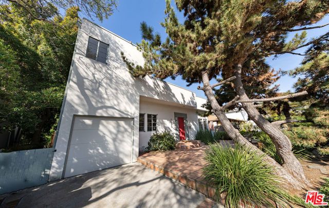 3133 Midvale Avenue, Los Angeles, CA 90034