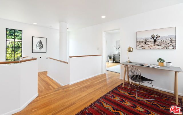 3133 Midvale Avenue, Los Angeles, CA 90034