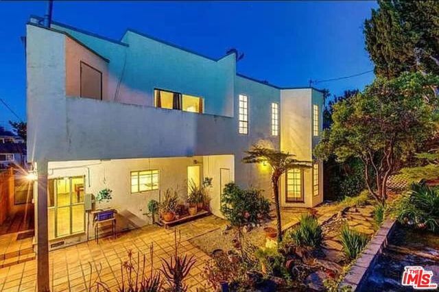 3133 Midvale Avenue, Los Angeles, CA 90034