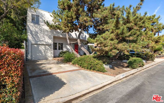 3133 Midvale Avenue, Los Angeles, CA 90034