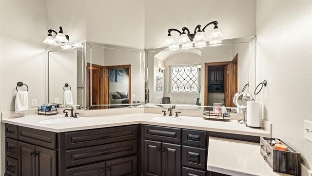 13101 Blue Canyon Circle, Oklahoma City, OK 73142