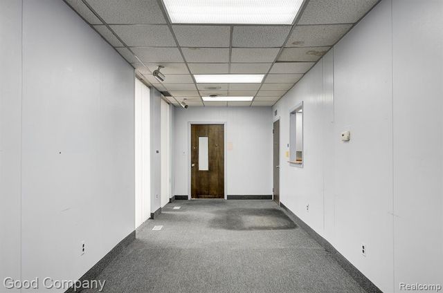 26095 W 6 Mile Road, Redford, MI 48240