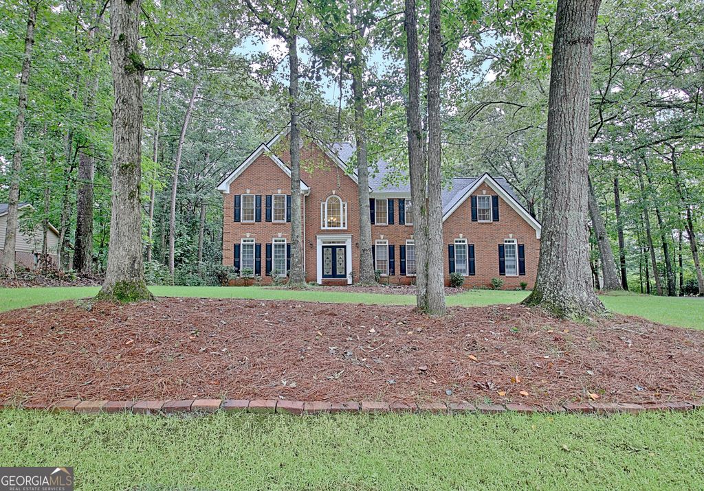 125 Oak Knl, Fayetteville, GA 30214