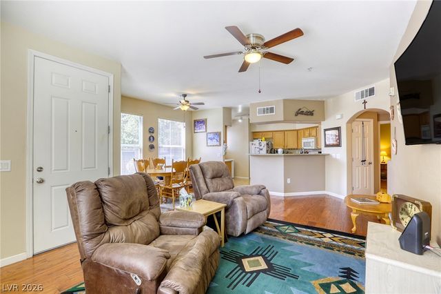 3975 North Hualapai Way 147, Las Vegas, NV 89129
