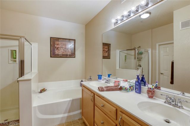 3975 North Hualapai Way 147, Las Vegas, NV 89129