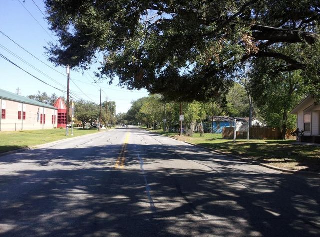 505 Austin Street, Richmond, TX 77469