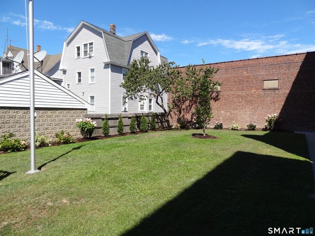 2806 Fairfield Avenue 207, Bridgeport, CT 06605