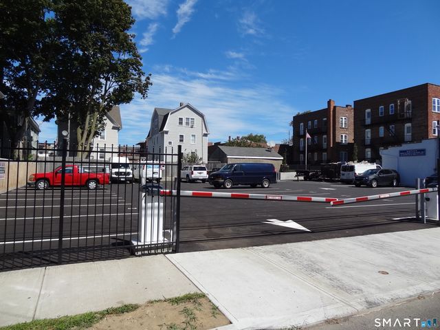 2806 Fairfield Avenue 207, Bridgeport, CT 06605