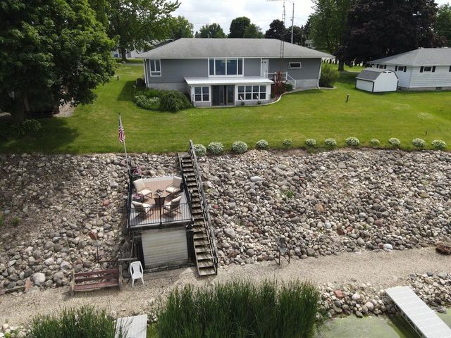 W2184 Melmar Drive, Markesan, WI 53946