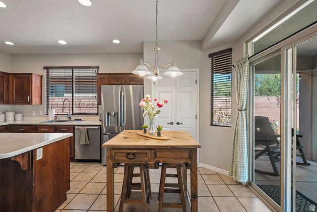 2448 N EXPEDITION DR, Washington, UT 84780