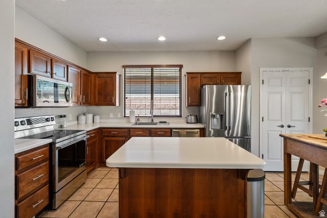 2448 N EXPEDITION DR, Washington, UT 84780