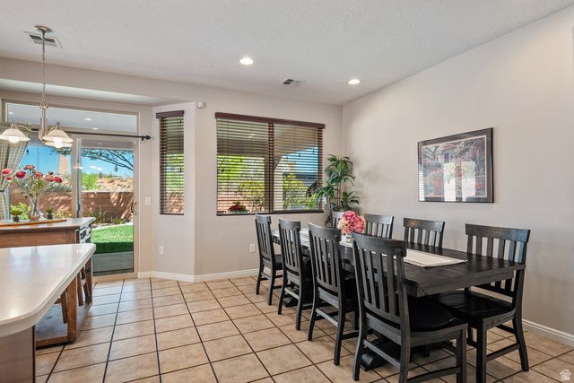 2448 N EXPEDITION DR, Washington, UT 84780