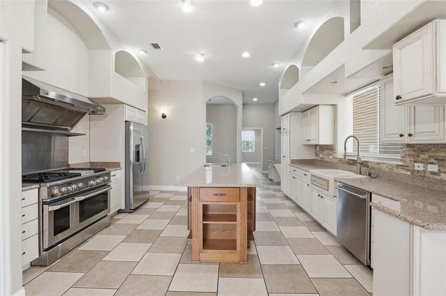 23720 HIDEOUT TRAIL, Land O Lakes, FL 34639