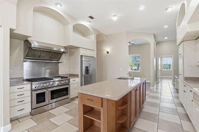 23720 HIDEOUT TRAIL, Land O Lakes, FL 34639