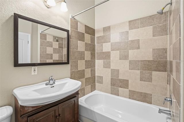 23720 HIDEOUT TRAIL, Land O Lakes, FL 34639