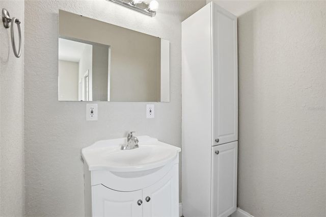 23720 HIDEOUT TRAIL, Land O Lakes, FL 34639