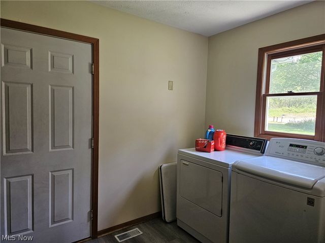 14816 Rock Creek Road, Chardon, OH 44024