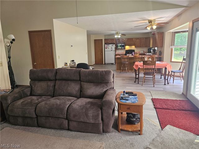 14816 Rock Creek Road, Chardon, OH 44024