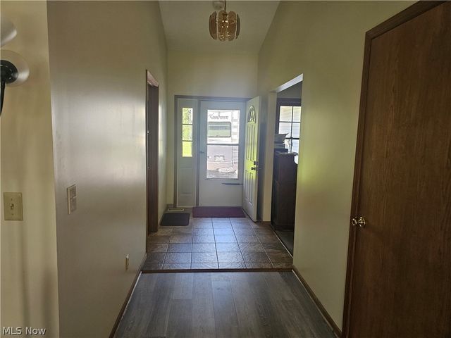 14816 Rock Creek Road, Chardon, OH 44024