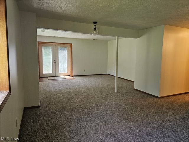 14816 Rock Creek Road, Chardon, OH 44024