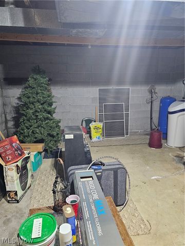 14816 Rock Creek Road, Chardon, OH 44024
