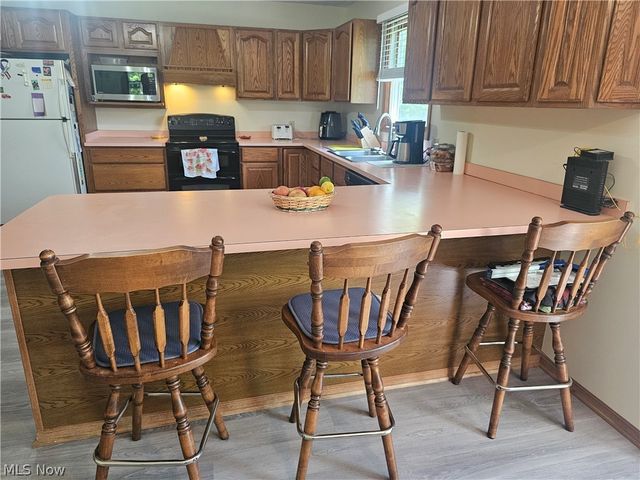 14816 Rock Creek Road, Chardon, OH 44024