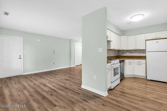 1 Central Avenue 8, Atlantic Highlands, NJ 07716