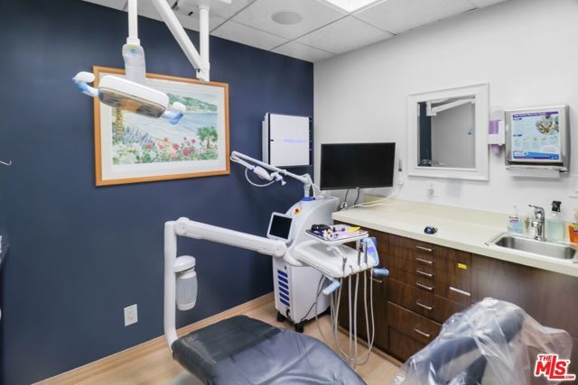 10505 W Pico Boulevard, Los Angeles, CA 90064