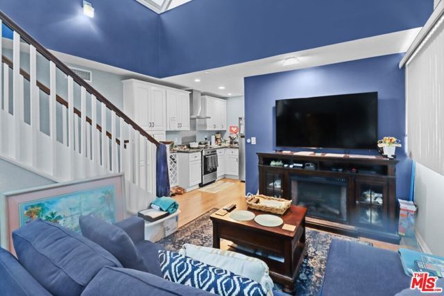 10505 W Pico Boulevard, Los Angeles, CA 90064