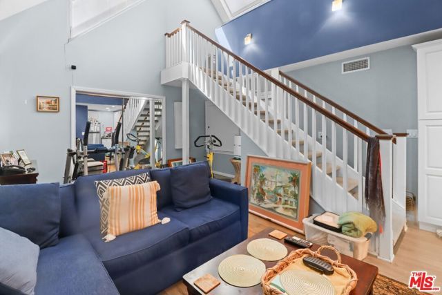 10505 W Pico Boulevard, Los Angeles, CA 90064