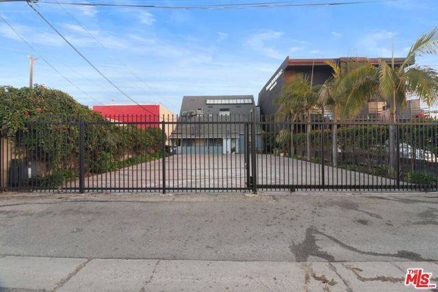 10505 W Pico Boulevard, Los Angeles, CA 90064