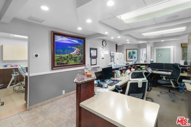 10505 W Pico Boulevard, Los Angeles, CA 90064