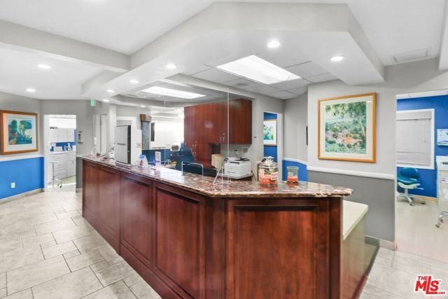 10505 W Pico Boulevard, Los Angeles, CA 90064