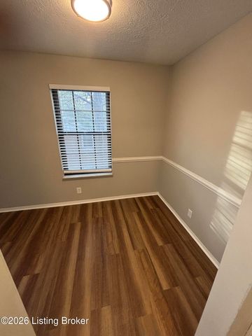 203 Mt Holly Ave 4, Louisville, KY 40206