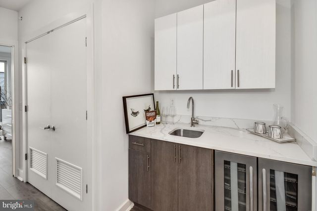 113 OLIVE ST, Philadelphia, PA 19123