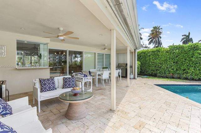 2762 NE 3rd Street, Pompano Beach, FL 33062